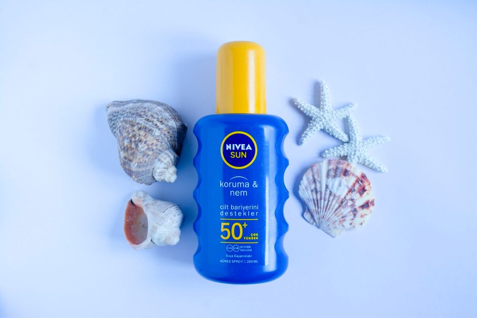 facial sunscreen product flatlay skincare