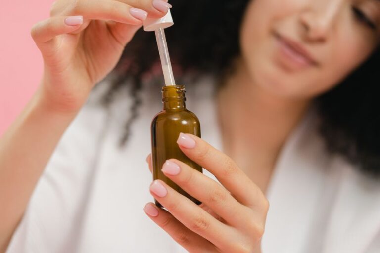 Arbutin: Benefits and How to Use It